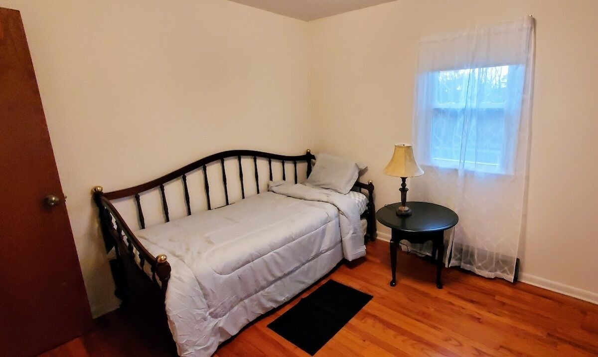 Photo of Bedroom in Nottingham