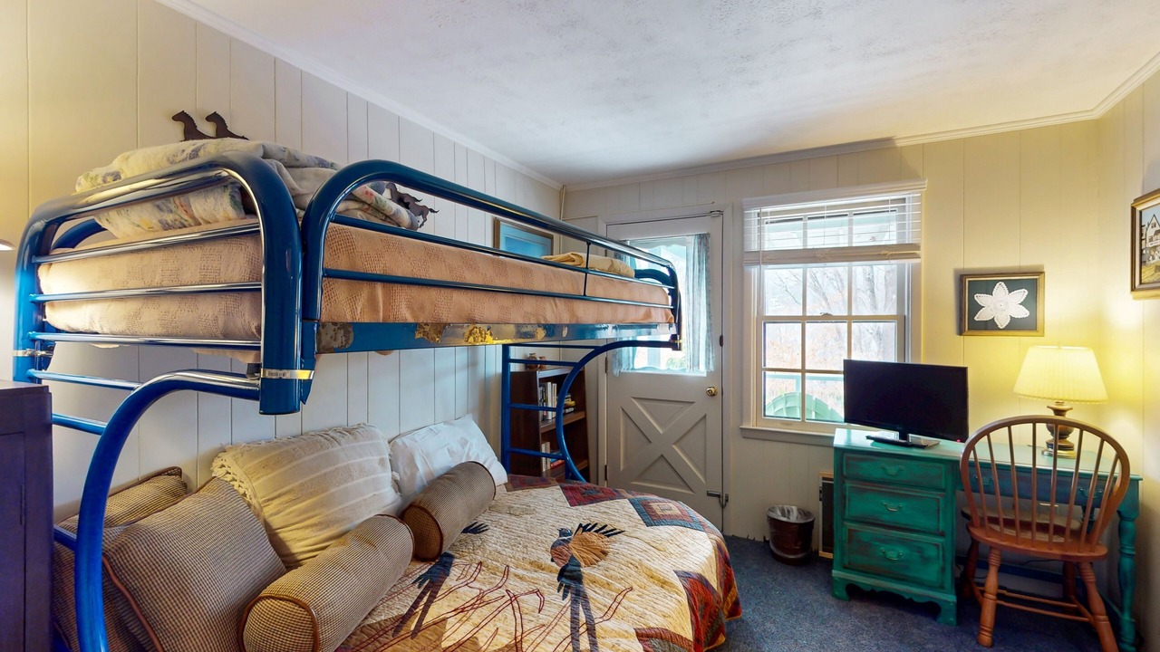 Photo of Bedroom in Charter Hills