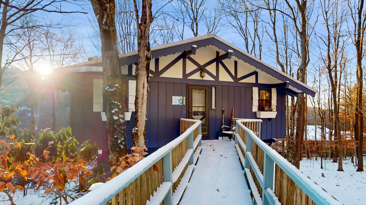 Photo of Outdoor in Charter Hills