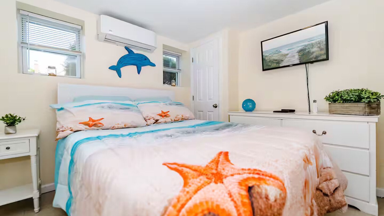 Photo of Bedroom in Long Branch
