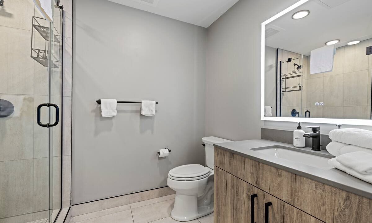 Photo of Bathroom in Navy Yard