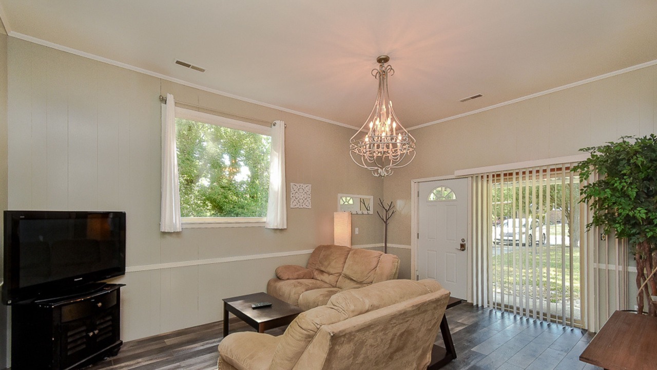 Photo of Livingroom in Kings Grant