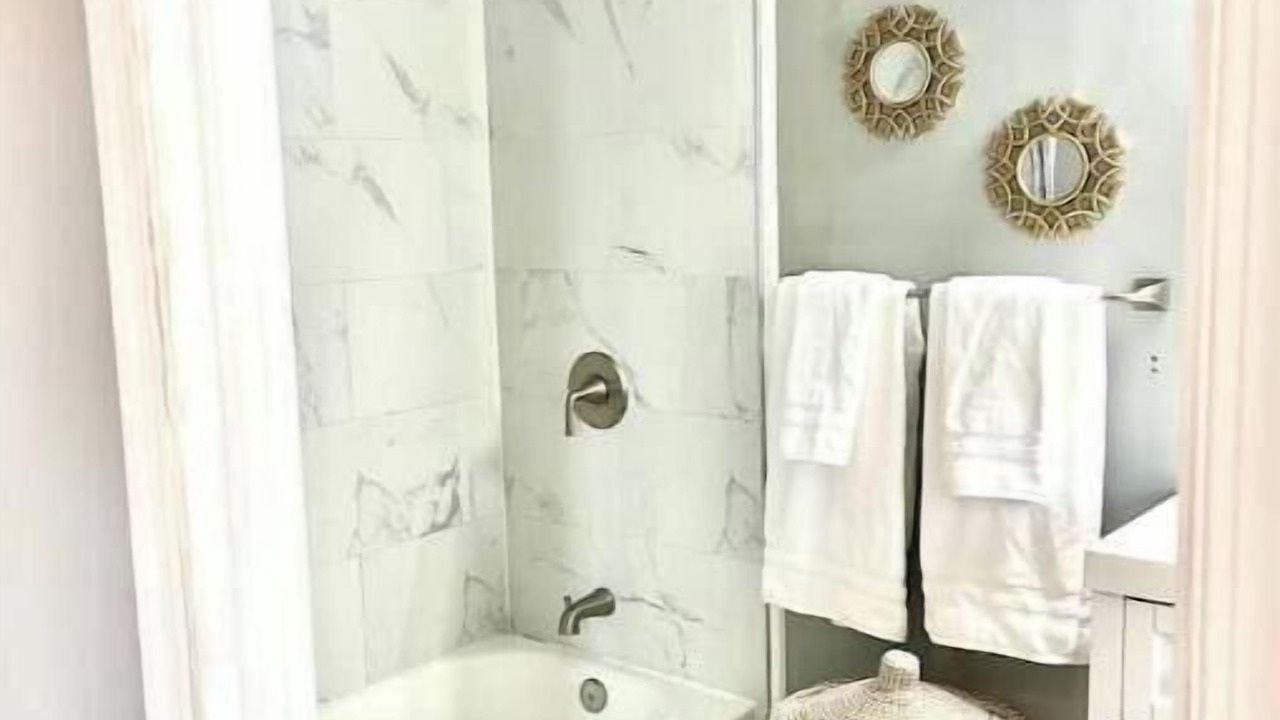 Photo of Bathroom in Glenwood