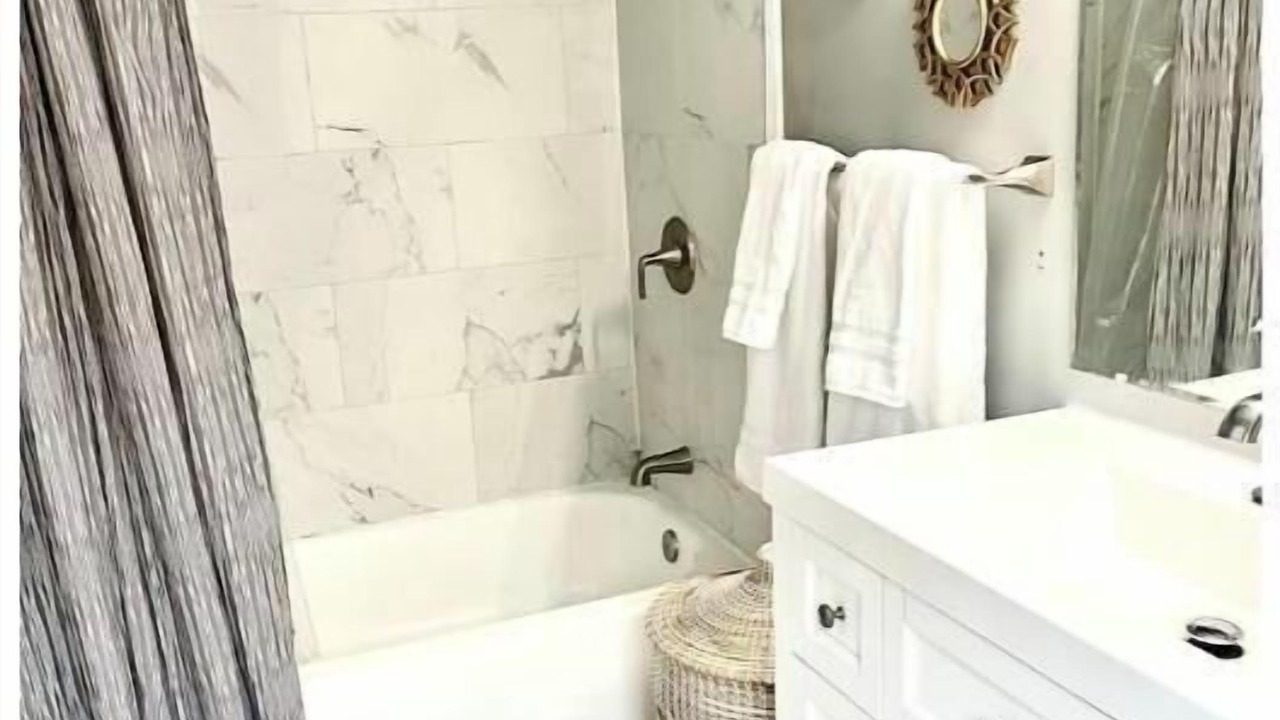 Photo of Bathroom in Glenwood