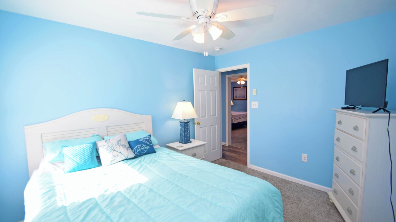 Photo of Bedroom in Little Salisbury