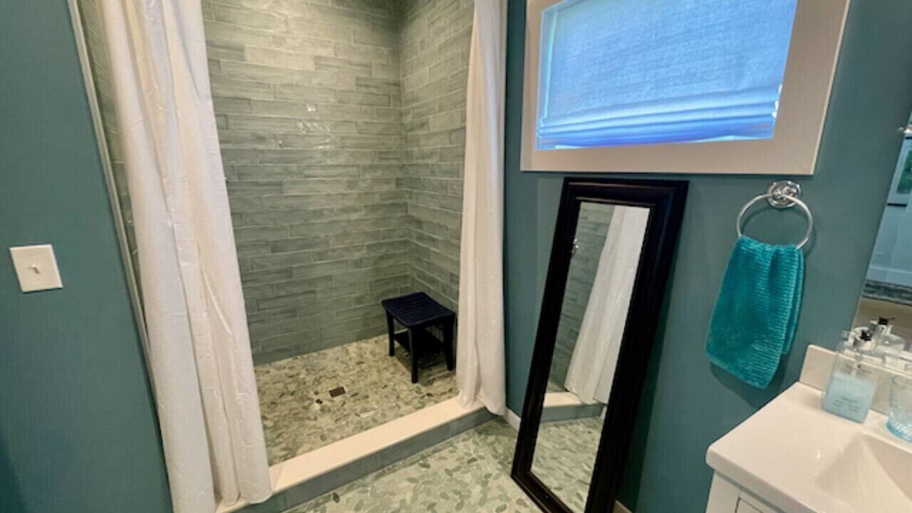 Photo of Bathroom in Venable