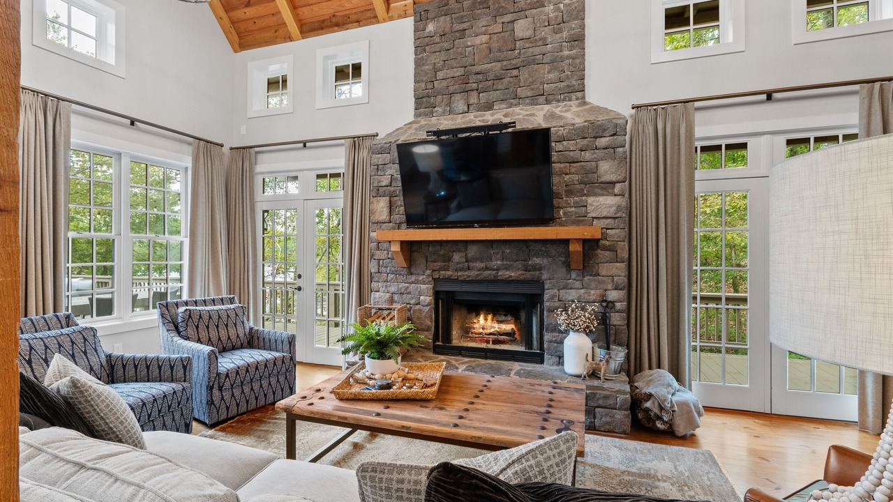 Photo of Livingroom in Wedowee