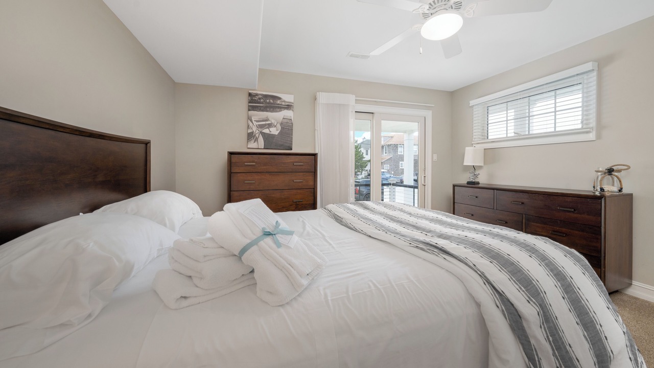 Photo of Bedroom in Avalon