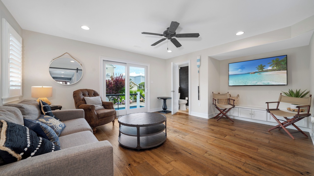 Photo of Livingroom in Avalon