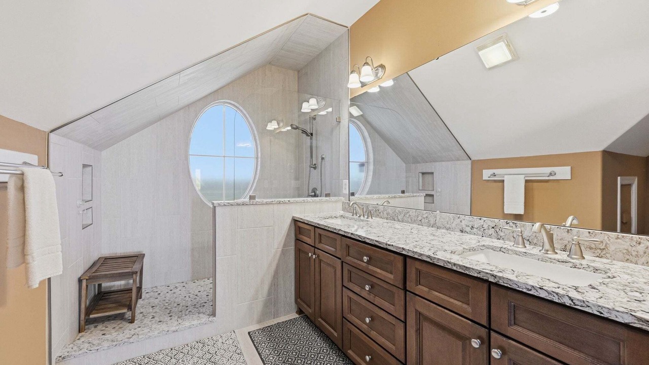 Photo of Bathroom in North Topsail Beach
