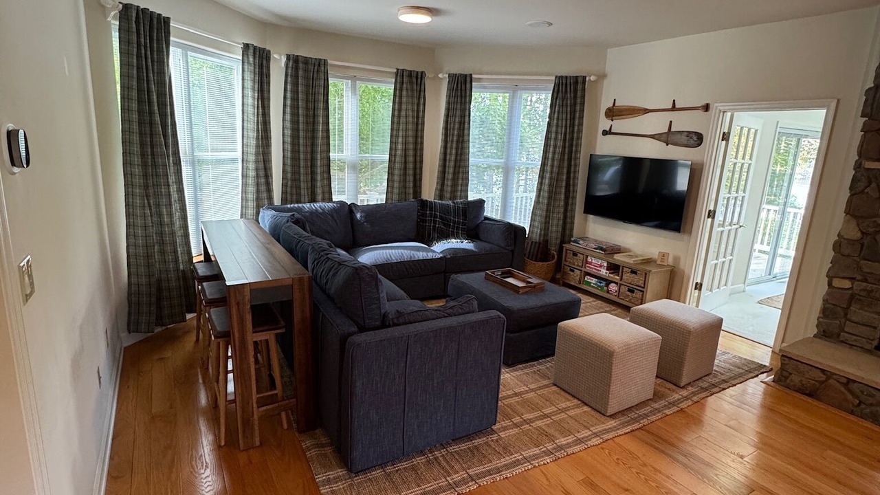 Photo of Livingroom in Bumpass