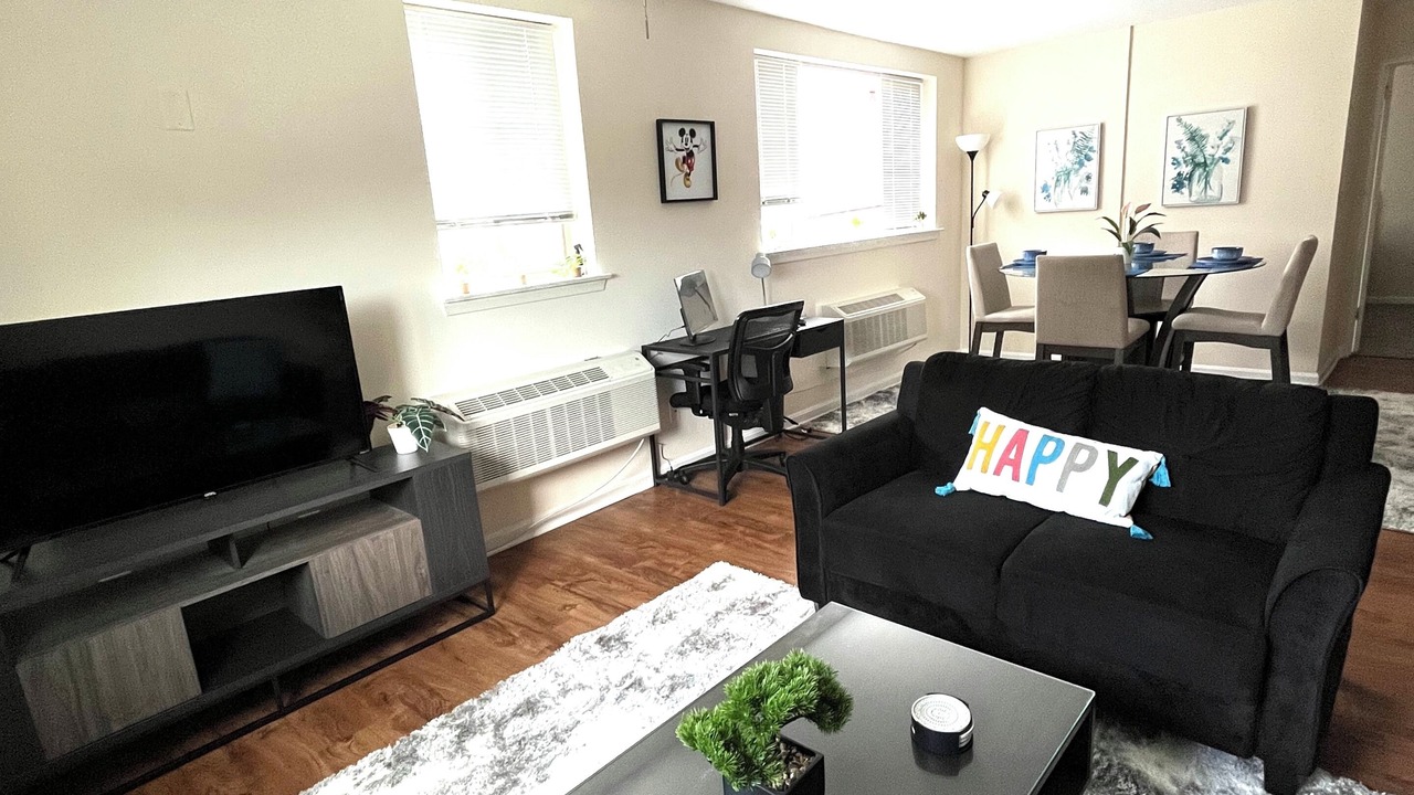 Photo of Livingroom in Rockville