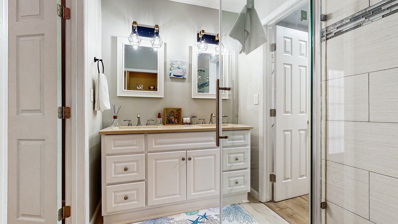 Photo of Bathroom in Hanahan