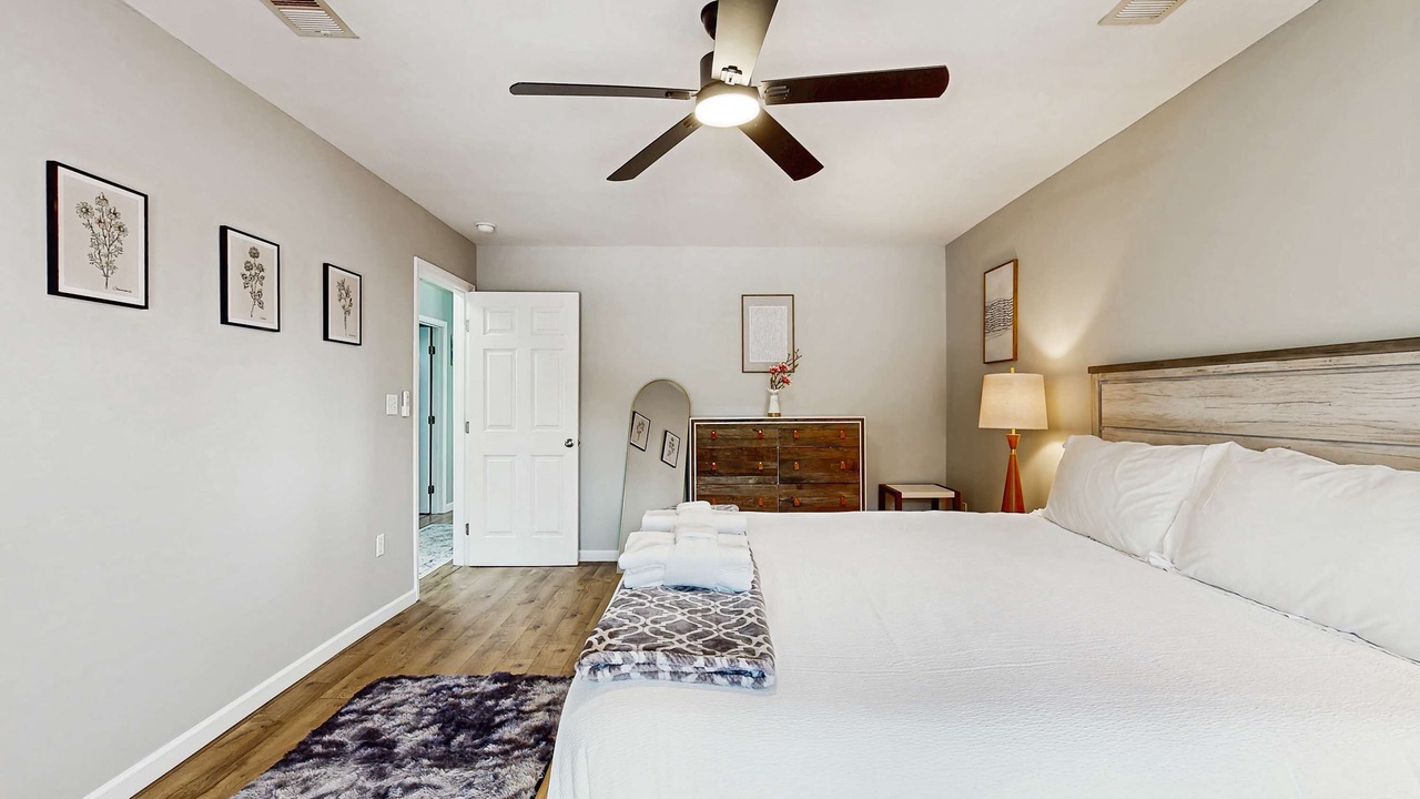Photo of Bedroom in Hanahan