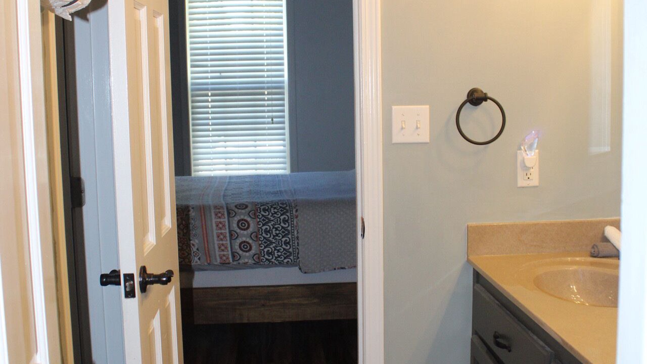 Photo of Bathroom in Guntersville
