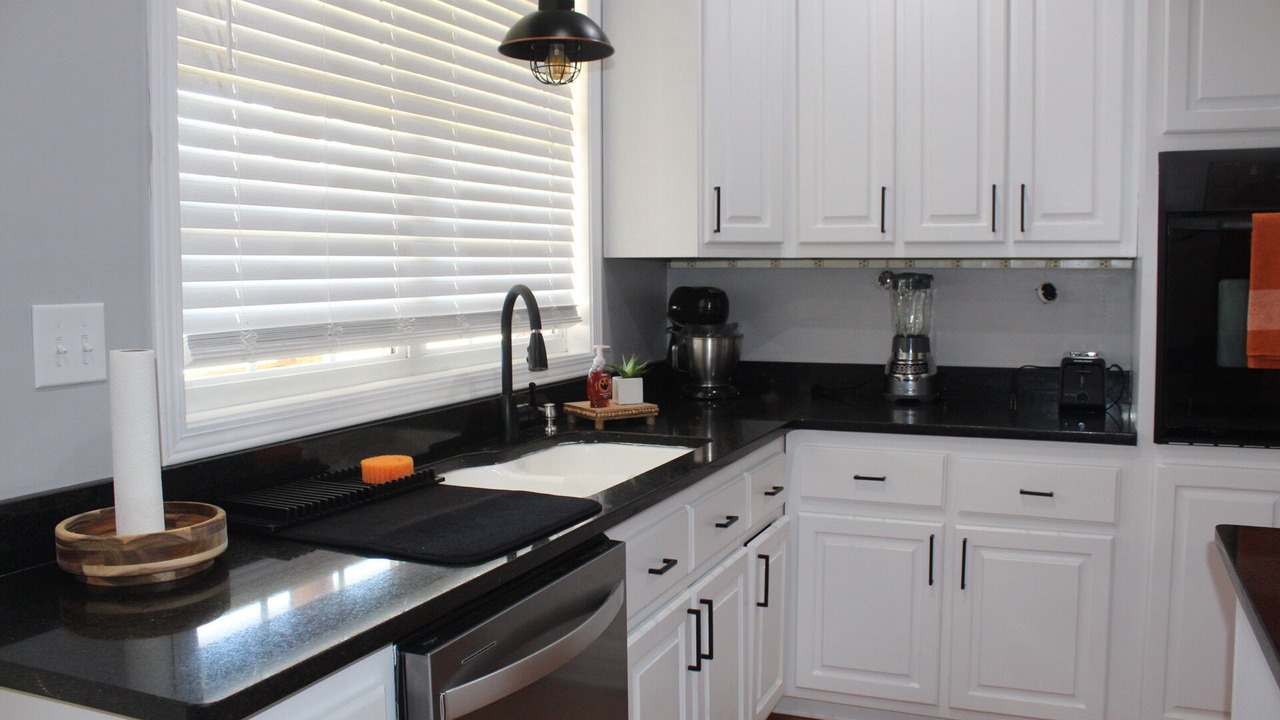 Photo of Kitchen in Guntersville