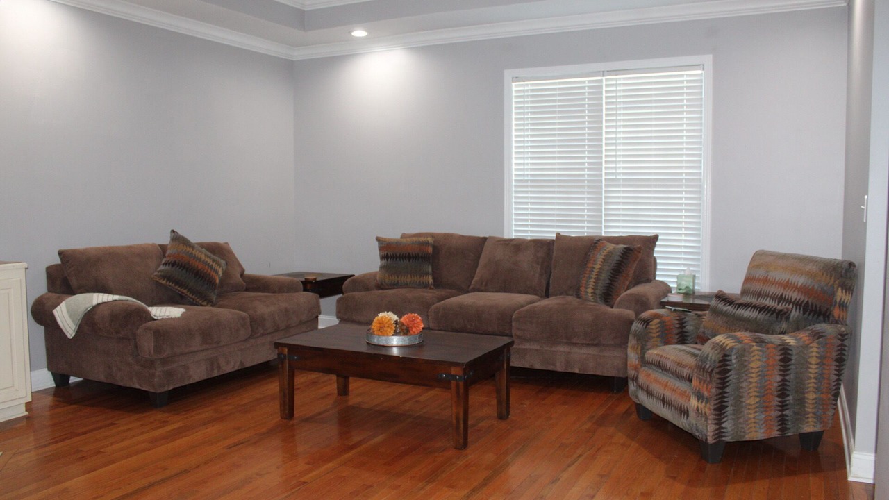 Photo of Livingroom in Guntersville