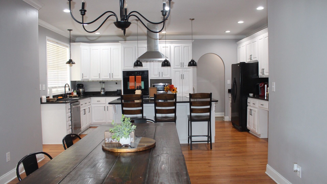 Photo of Kitchen in Guntersville