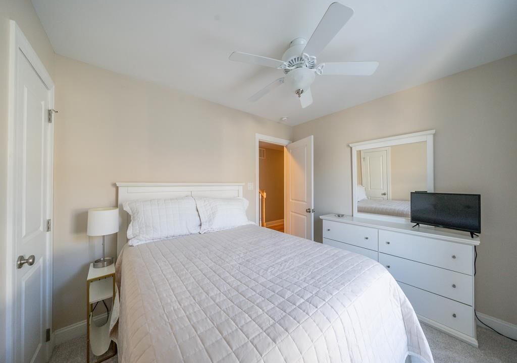 Photo of Bedroom in Townsend's Inlet