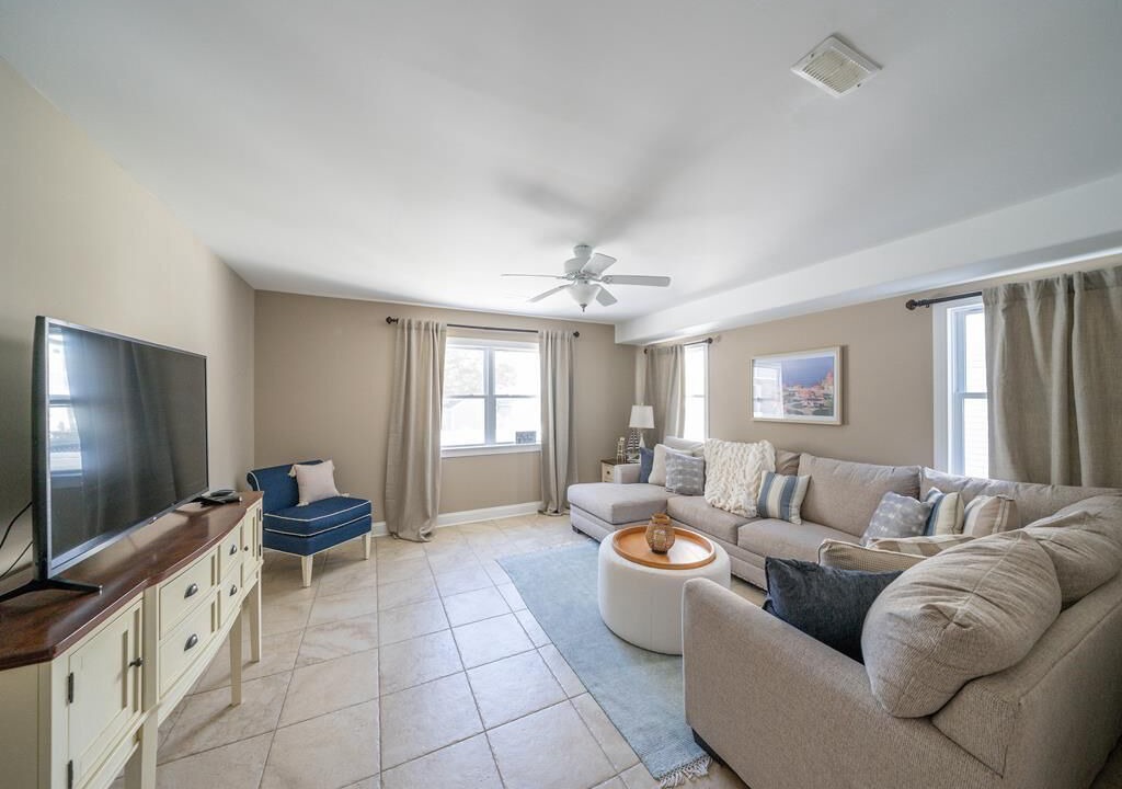 Photo of Livingroom in Townsend's Inlet