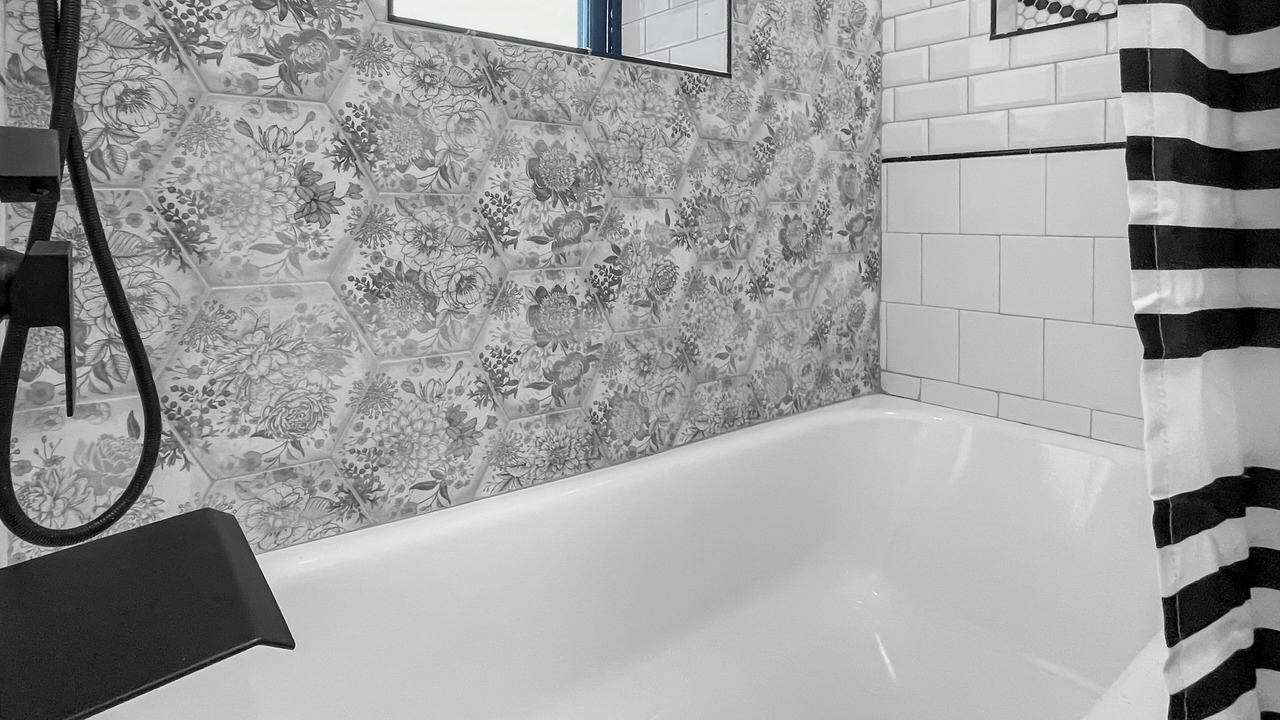 Photo of Bathroom in Downtown Baltimore