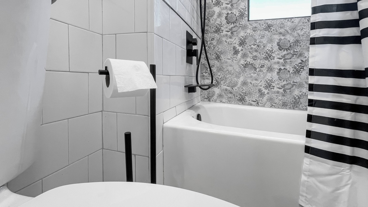 Photo of Bathroom in Downtown Baltimore