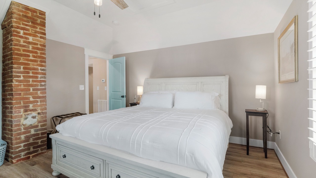 Photo of Bedroom in Marshall