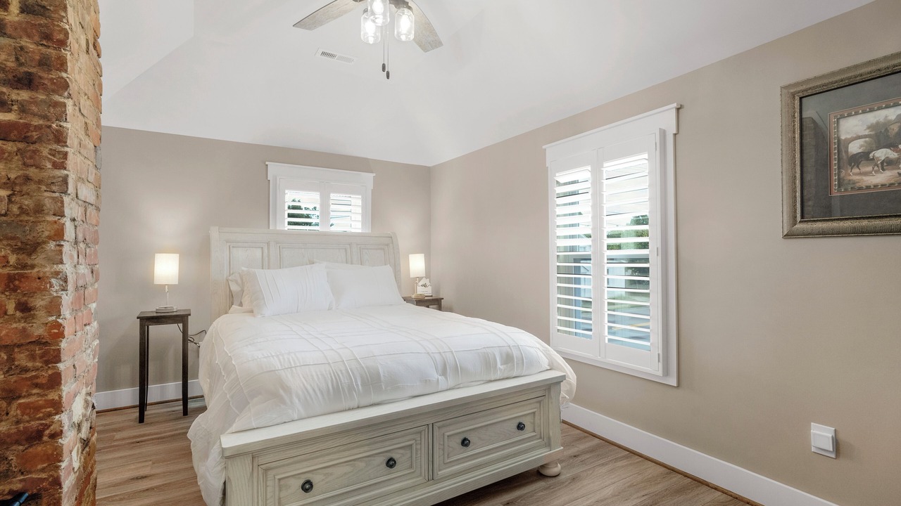 Photo of Bedroom in Marshall