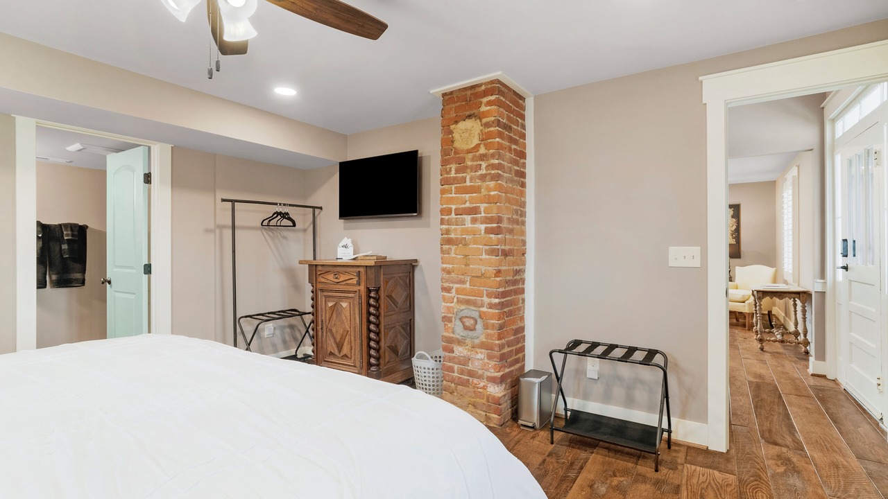 Photo of Bedroom in Marshall