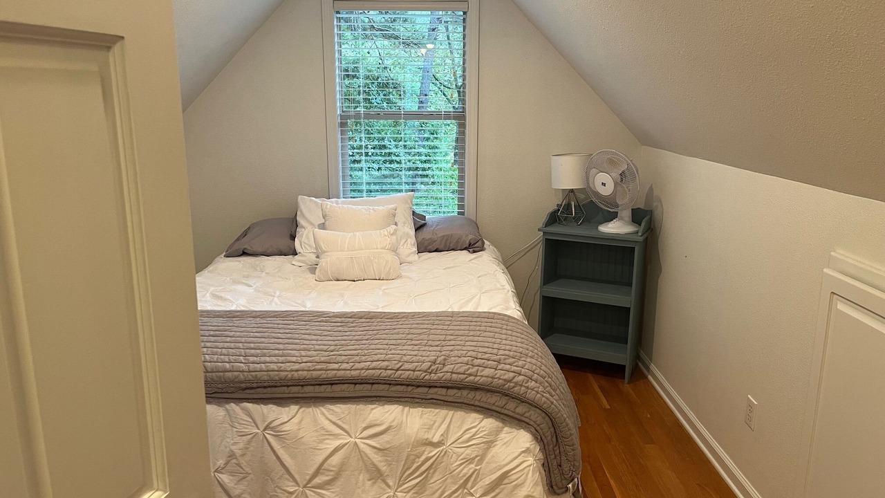 Photo of Bedroom in Wedowee