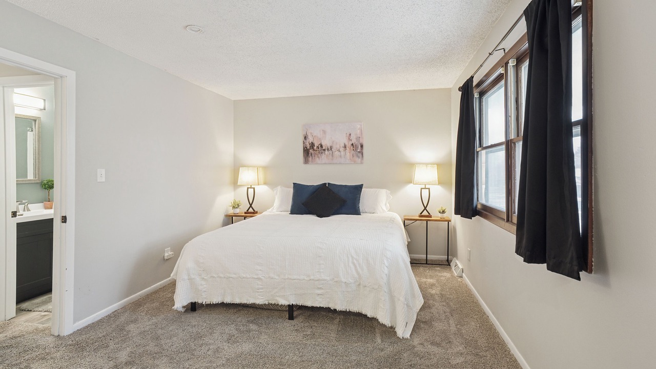 Photo of Bedroom in Clive