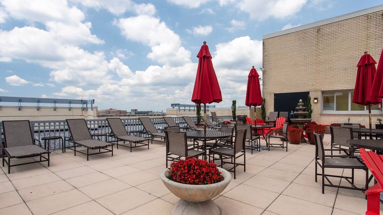 Photo of Outdoor in Woodmont Triangle
