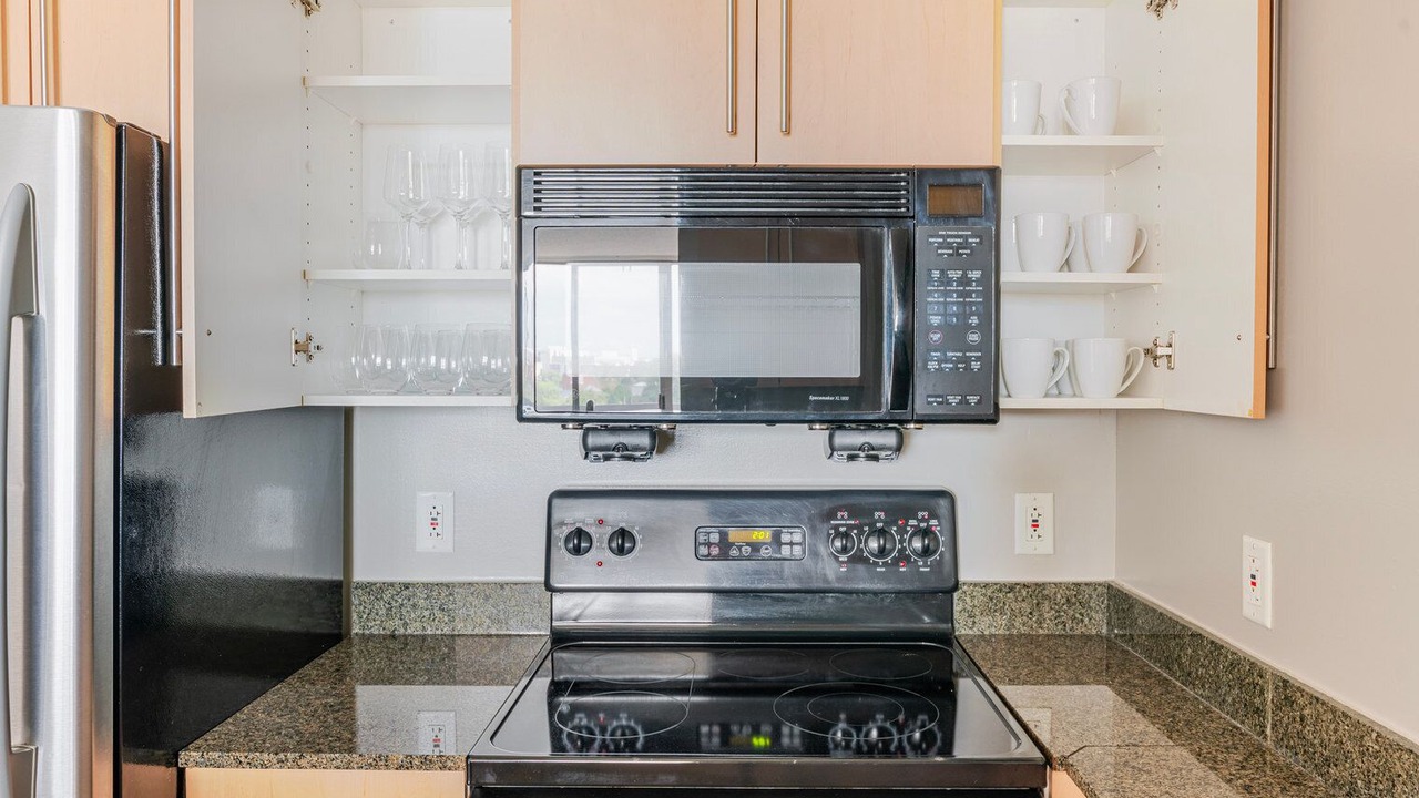 Photo of Kitchen in Woodmont Triangle