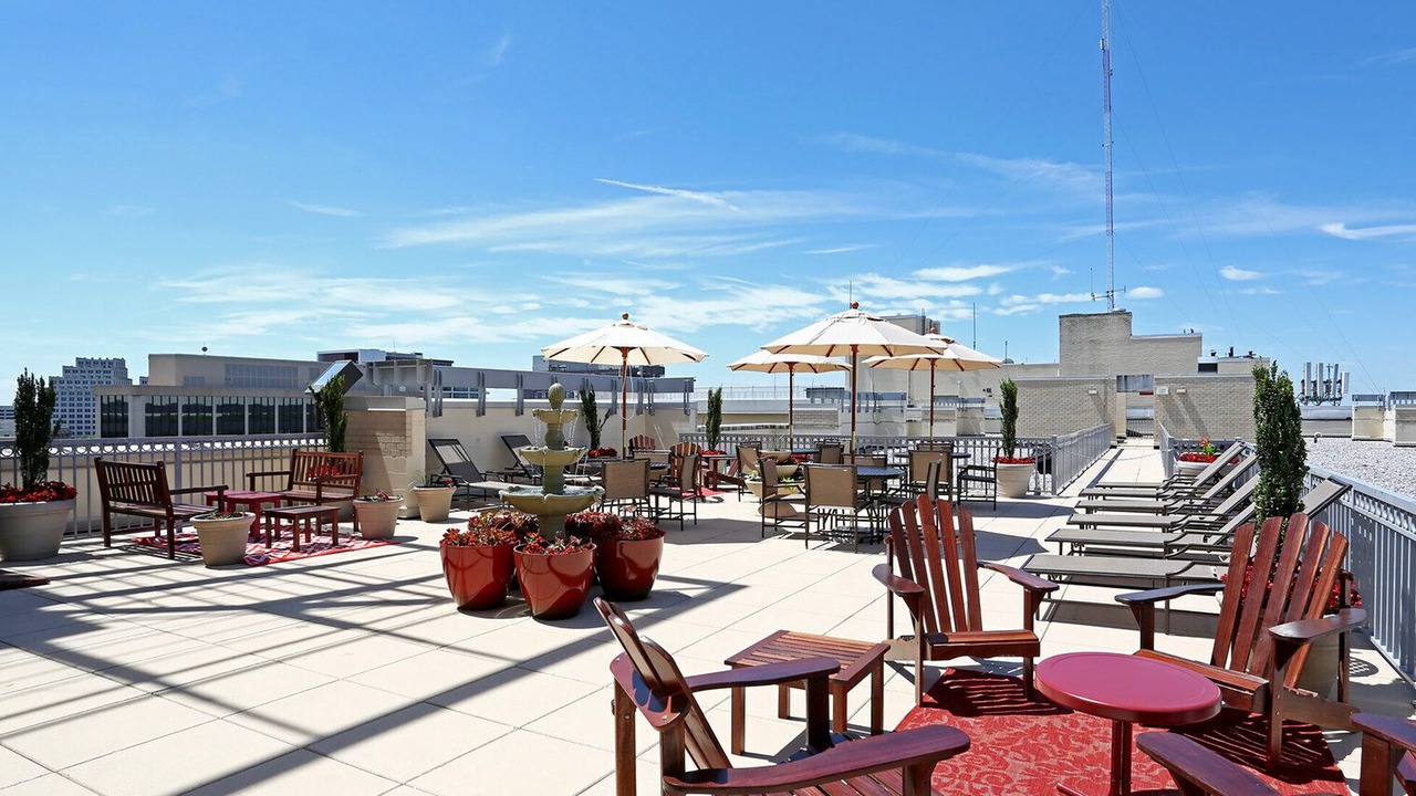 Photo of Outdoor in Woodmont Triangle