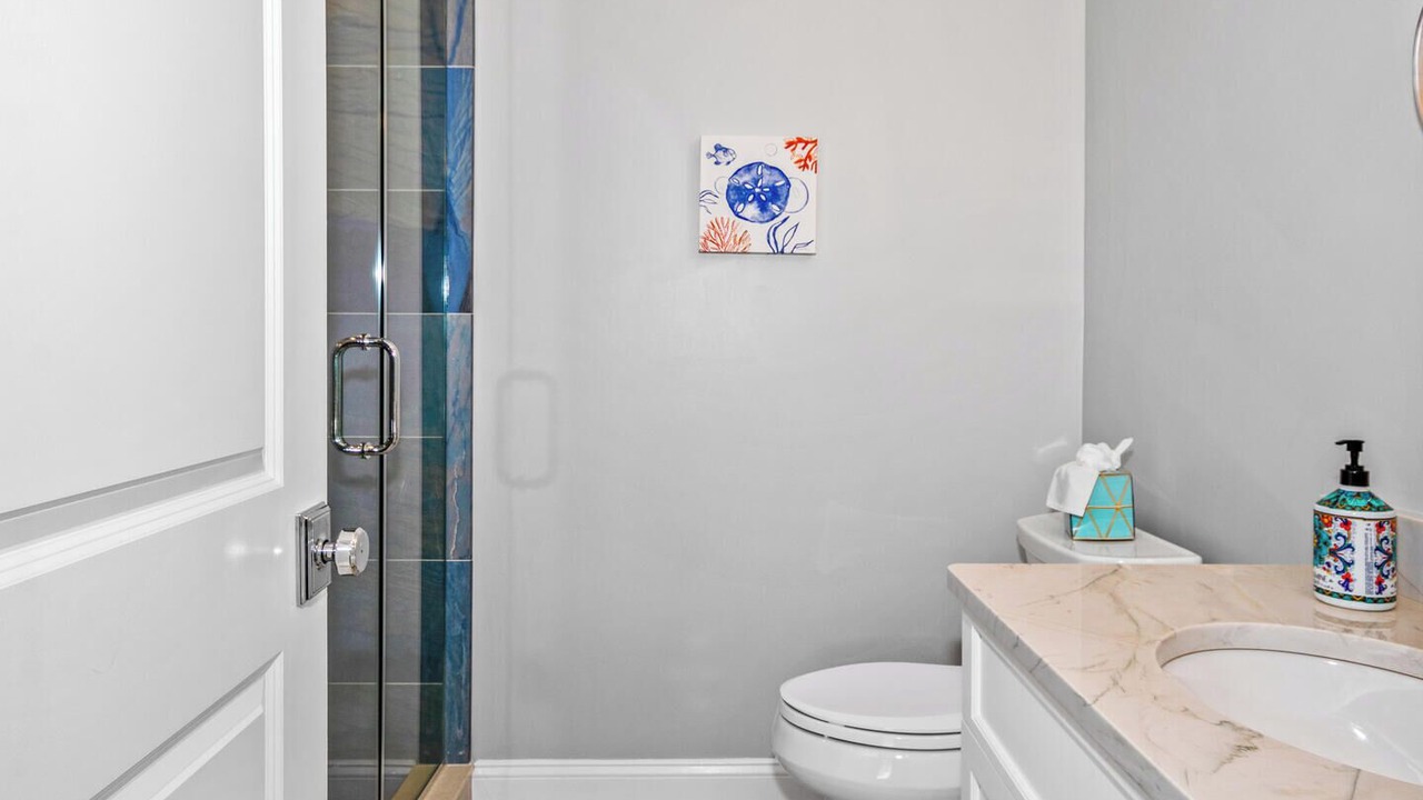 Photo of Bathroom in Avalon