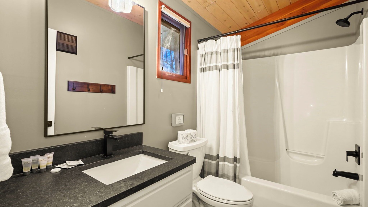 Photo of Bathroom in Beech Mountain