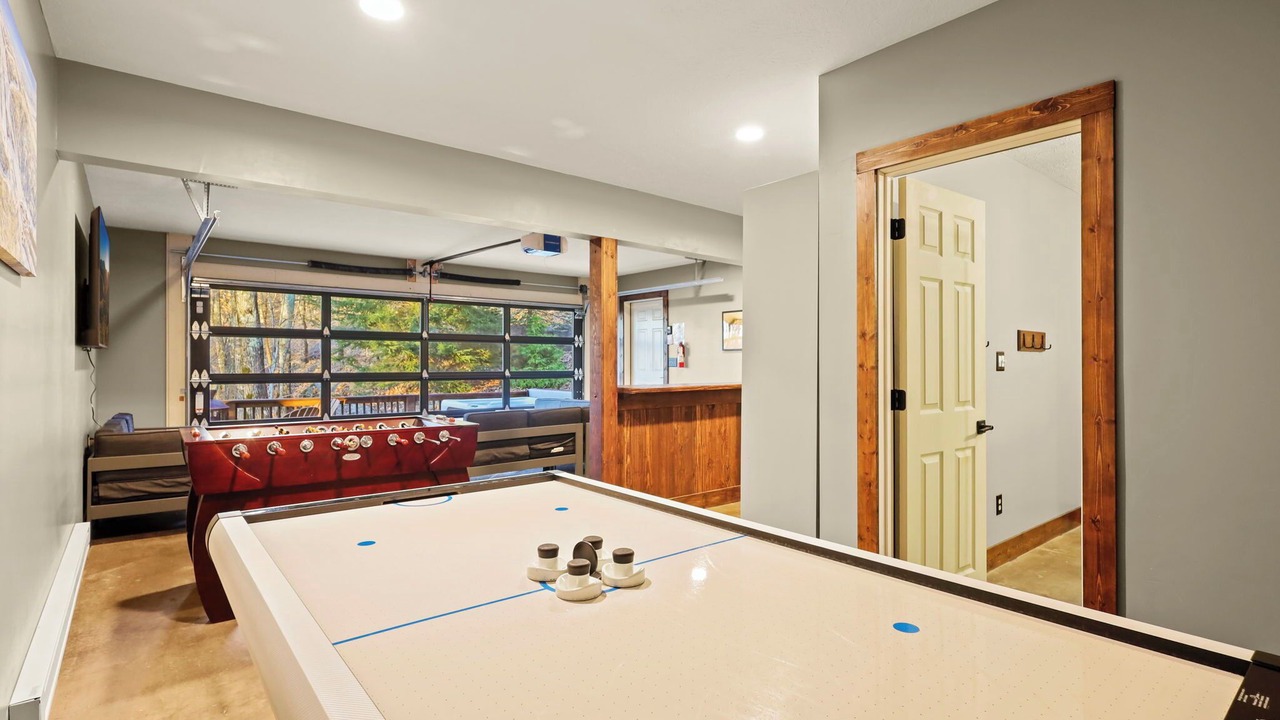 Photo of Bedroom in Beech Mountain