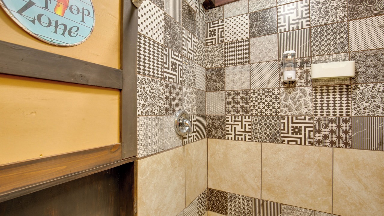 Photo of Bathroom in Lake Lafayette