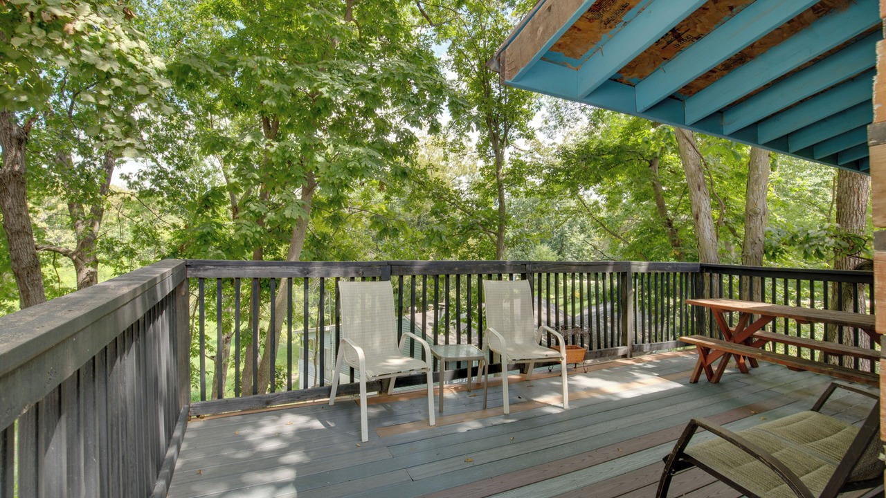 Photo of Patio Balcony in Lake Lafayette