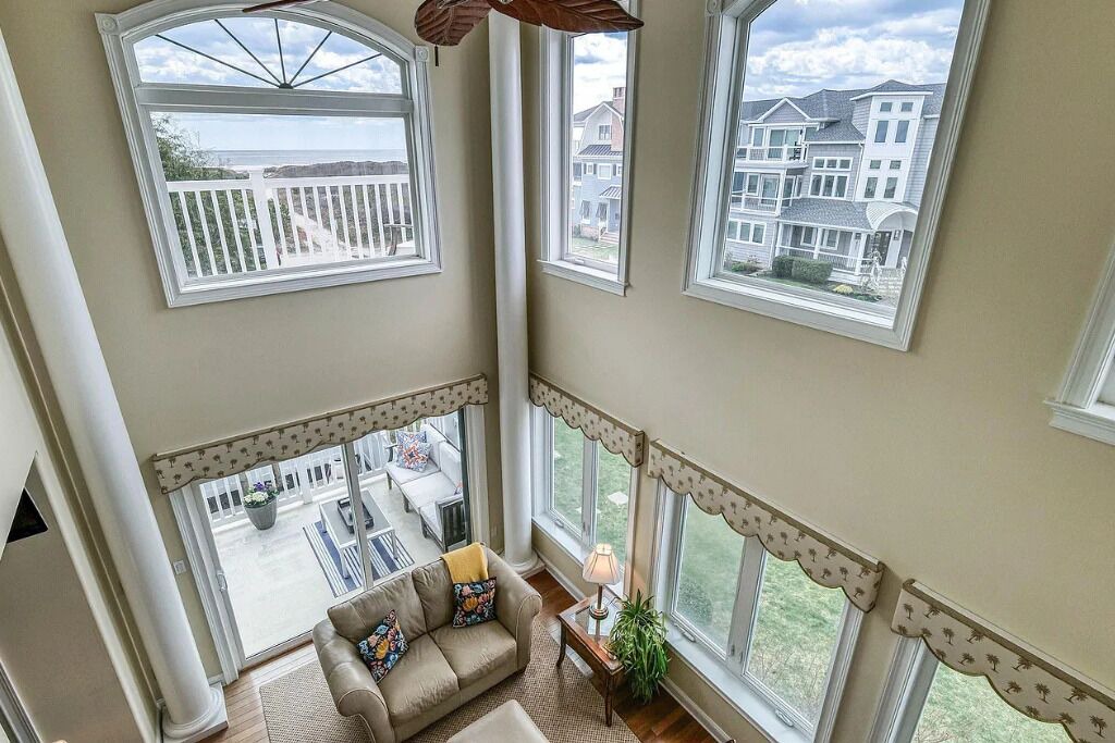 Photo of Livingroom in A-Zone