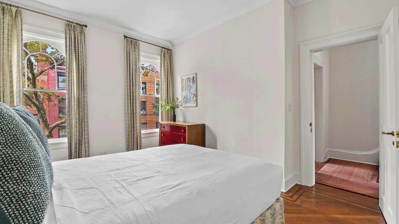 Photo of Bedroom in Cobble Hill
