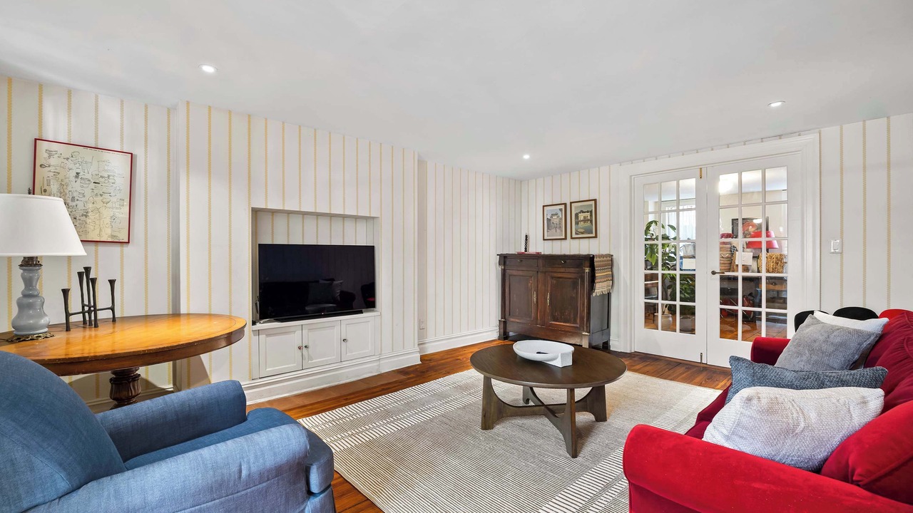 Photo of Livingroom in Cobble Hill
