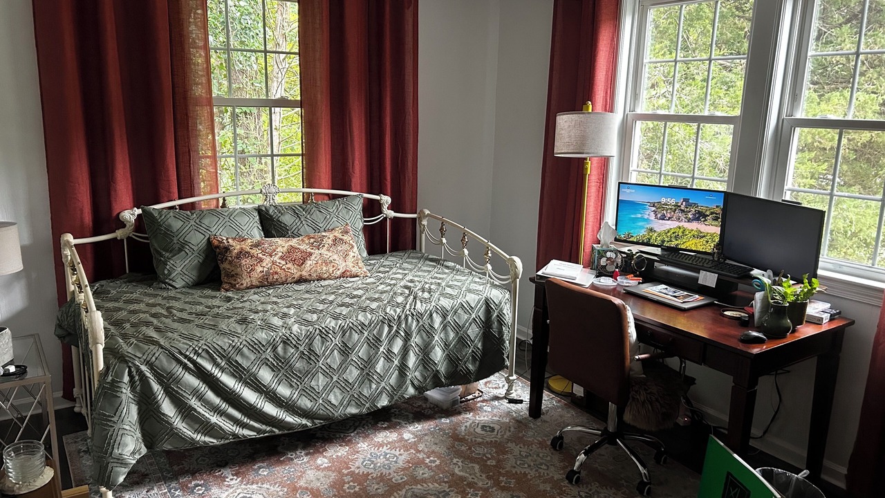 Photo of Bedroom in Bowling Green