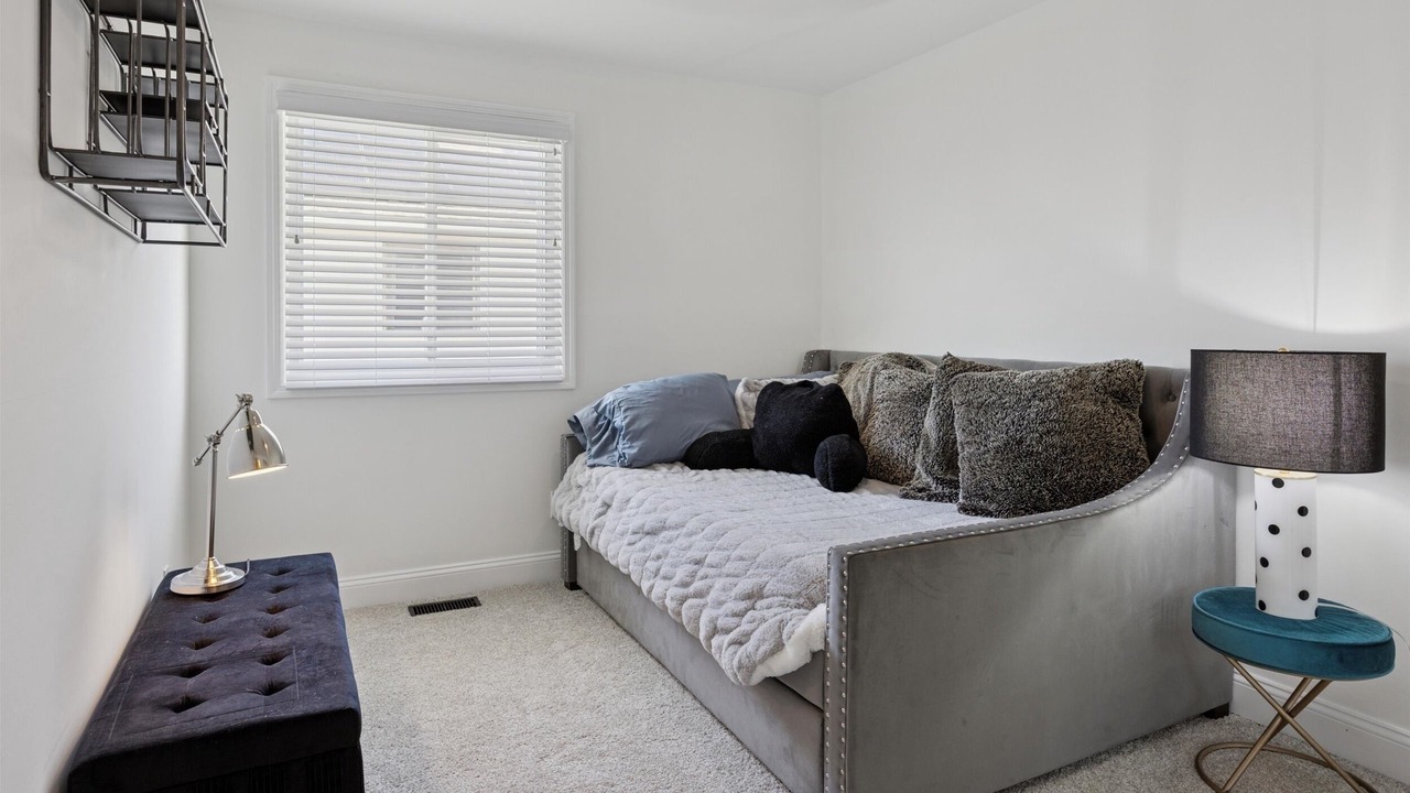Photo of Bedroom in Ventnor City