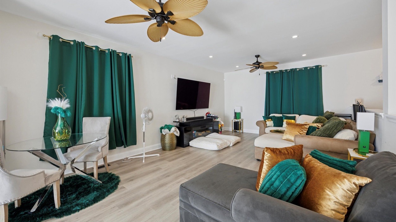 Photo of Livingroom in Ventnor City