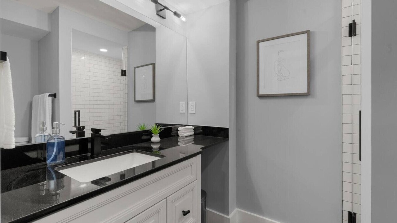 Photo of Bathroom in H Street Corridor
