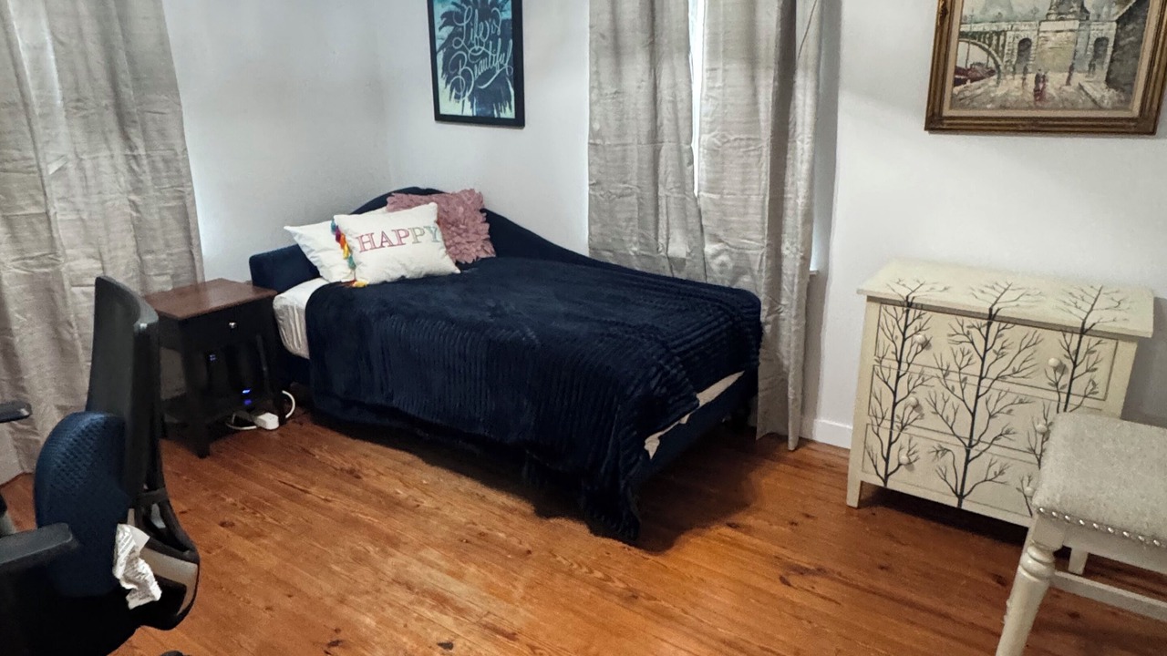 Photo of Bedroom in Apex