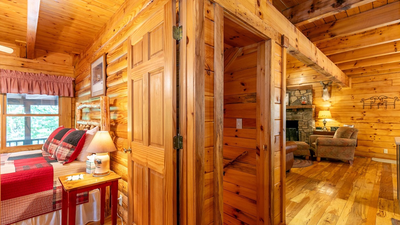 Photo of Bedroom in Butler