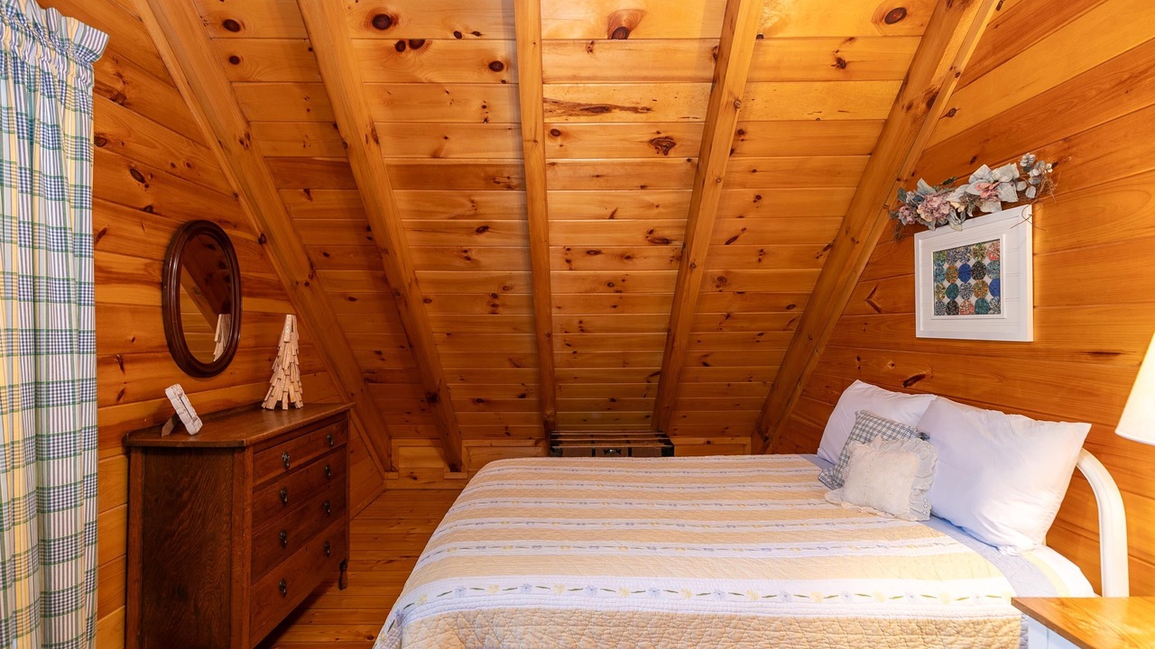 Photo of Bedroom in Butler