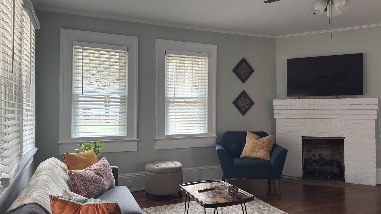 Photo of Livingroom in Terry Sanford